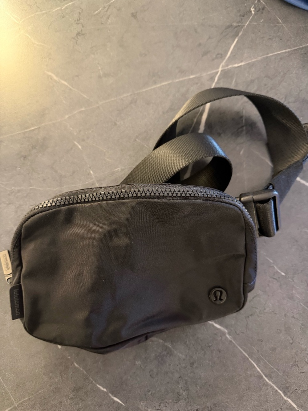 Lululemon Everywhere Belt Bag – Black